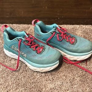 Hoka One One Bondi 6